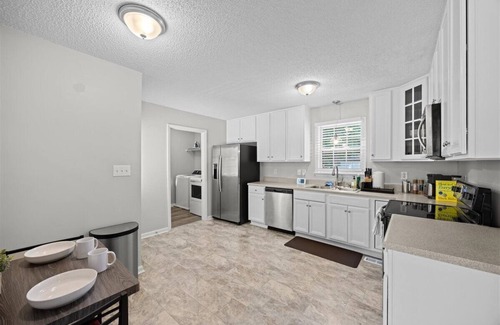 Fuquay-Varina House | Fuquay - Quiet 3BR/2BA with Fenced Yard - Ideal for Families & Relocations