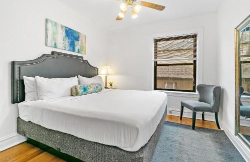 North Center Apartment | Furnished 1BR Apt with Natural Light & King Beds - Larchmont ALL REP