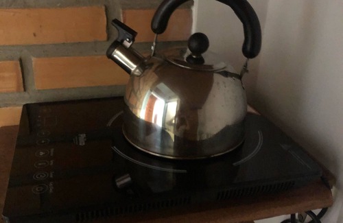 Santo Antonio de Lisboa Apartment | Furnished ground floor studio apartment, house facing the sea in Santo Antônio de Lisboa/Floripa