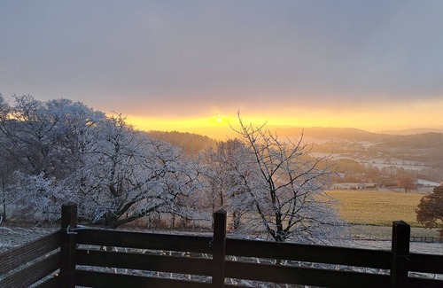 Hattingen Apartment | FW in a scenic, quiet location with a great view on the edge of the Ruhr area