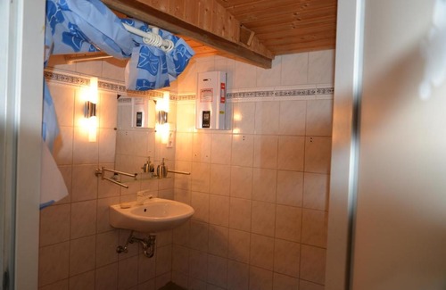 Baumschulenweg House | Gästehaus Kevin Schult