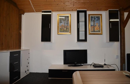 Baumschulenweg House | Gästehaus Kevin Schult