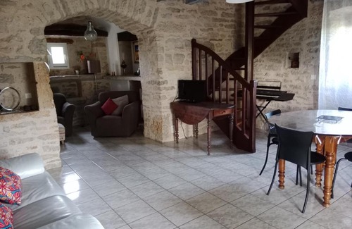 Laramiere House | Gîte indépendant "Au merle chanteur"