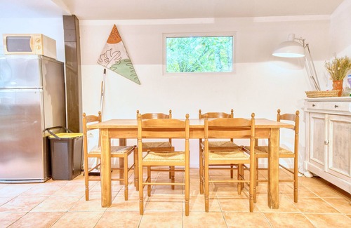 Varaignes House | Gîte Le Martin Pêcheur - Domaine l'Étang des Mirandes with Shared Pool