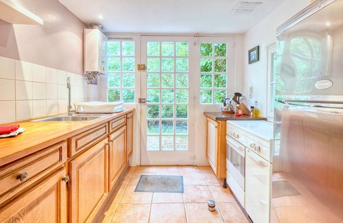 Varaignes House | Gîte Le Martin Pêcheur - Domaine l'Étang des Mirandes with Shared Pool