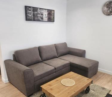 Chateau-Thierry Apartment | Gîtes Zz - WiFi Fibre - Netflix, Disney - Séjours Pro