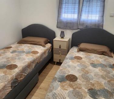 Chateau-Thierry Apartment | Gîtes Zz - WiFi Fibre - Netflix, Disney - Séjours Pro