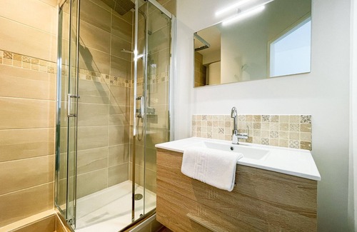 Saint-Martin-le-Vinoux Apartment | #GA At the heart of the essential 1 - New studio