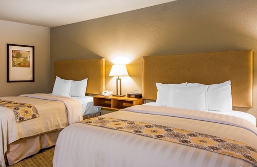 Cascade Hotel | Gaia Hotel & Spa Redding, an Ascend Collection Hotel