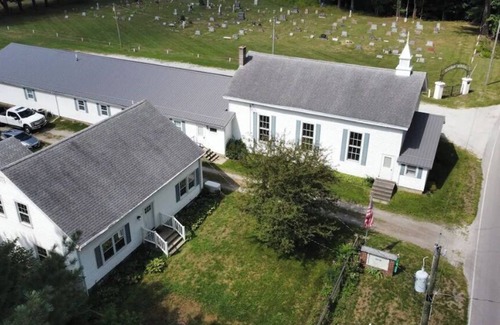 La Porte House | Galena House—Gorgeous 6 BR, 10 min to Three Oaks!