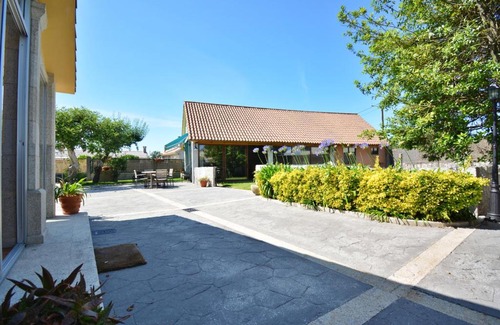 Vilanova House | GALIHOST - Casa con precioso jardín en Vilanova de Arousa