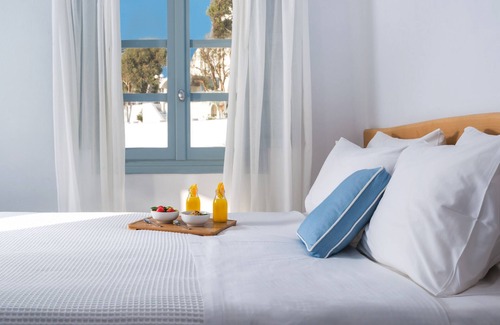 Firostefani Hotel | Galini Hotel