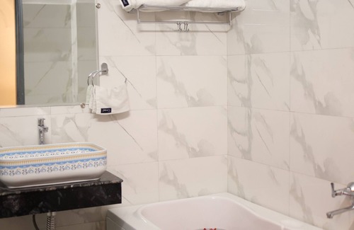 New Delhi Hotel | Gallivanto inn - Rohini