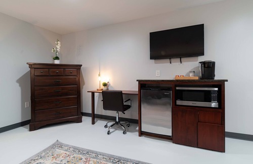 Kendallville Hotel | Gallops Motel
