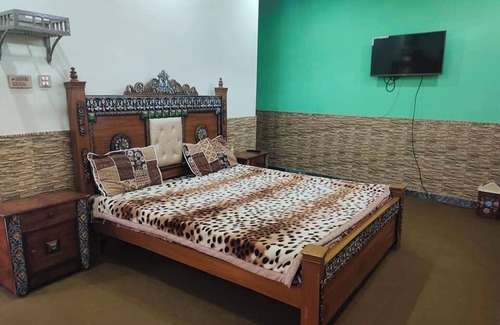 Abbottabad Hotel | Galyat Gateway Hotel & Restaurant