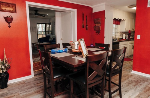 Northport House | Game Day! UA Visitors!