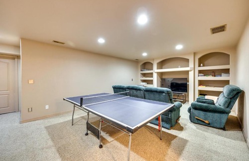 Village Seven House | Game Room Centrally Located Colorado Springs Gem