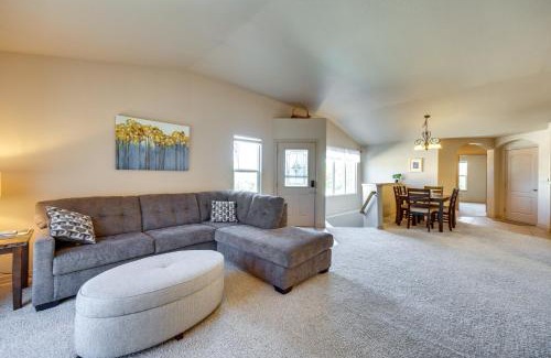 Village Seven House | Game Room Centrally Located Colorado Springs Gem
