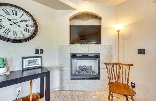 Village Seven House | Game Room Centrally Located Colorado Springs Gem