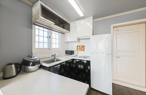 Ganghwa House | Ganghwa Badatgashimteo Pension