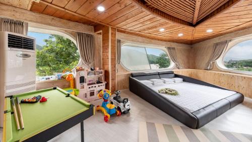 Ganghwa House | Ganhwa Badabae Beomseon Kids Pension
