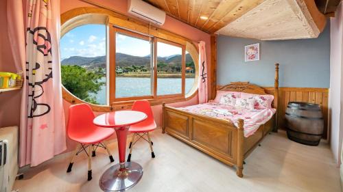 Ganghwa House | Ganhwa Badabae Beomseon Kids Pension