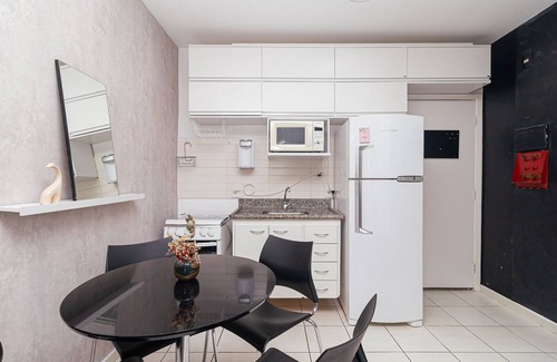 Pinheiros House | Garage | Pool | Next Benedito Calixto Square