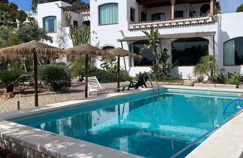 Las Negras Apartment | Garden ground floor studio in La Washingtonia