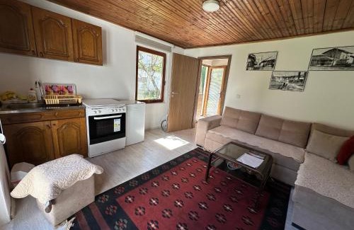 Mejë House | Garden Guesthouse