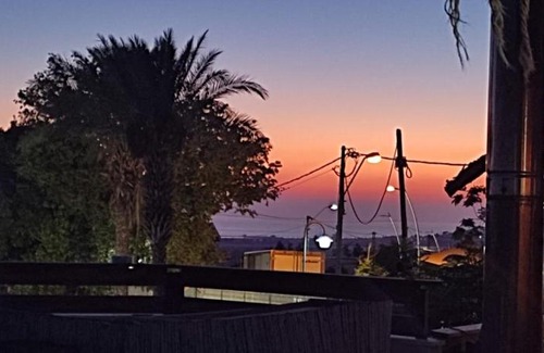 Shlomi Ski Chalet | Garden on TOP of the WORLD צימר על גג העולם