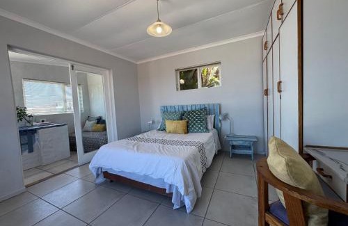 Dana Bay House | Garden Route Self-Catering