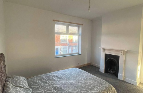 Wigston House | Garden Street Retreat in Wigston