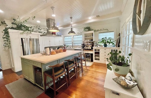 Vallejo House | Garden Suite: Private Deck, Saltwater Hot Tub & Fast Wi-Fi