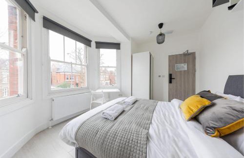 St. George's Apartment | Garden View Standard Double 5Min Walk To Tufnell Park