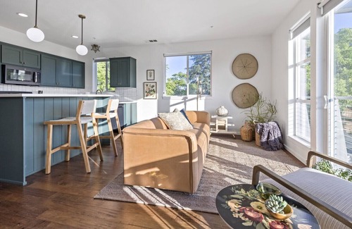 Downtown Apartment | Gardenia at Evergreen