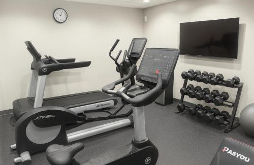 Evansville Hotel | Garner Hotel Evansville East by IHG