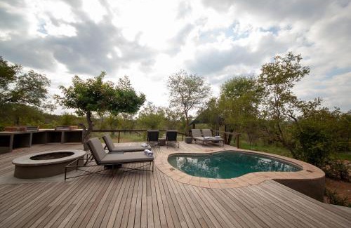 Gravelotte Cabin | Garonga Safari