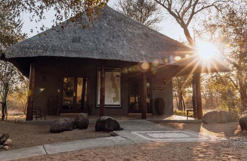 Gravelotte Cabin | Garonga Safari