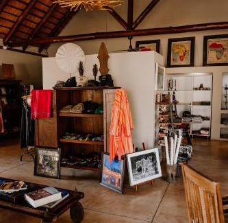 Gravelotte Cabin | Garonga Safari