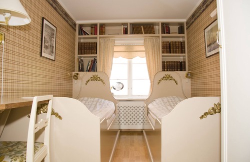 Askersund Bed & Breakfast | Garvaregården Hotel and B&B
