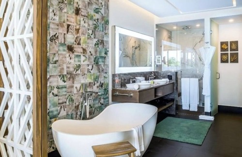 Cancun Resort | Garza Blanca in Cancun, Puerto Vallarta, CabonnContact me for availability!n