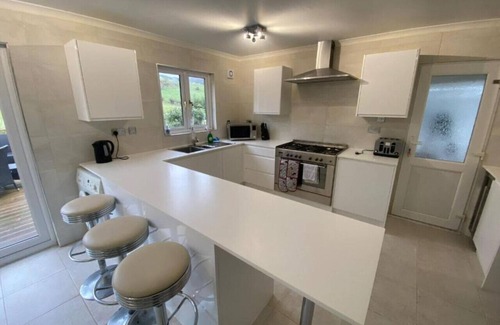 Barrhead House | Gateside View Apartment