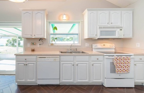 Deltona Lakes House | GATEWAY TO DISNEY AND FAMILY RETREAT CENTER