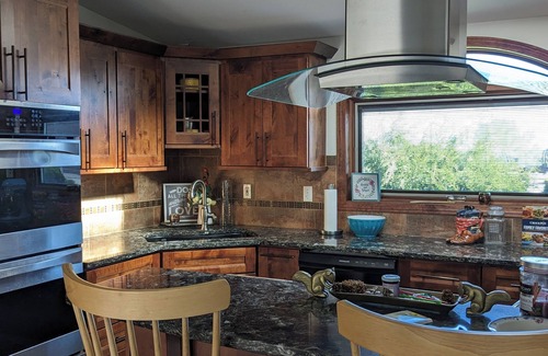 Moccasin House | Gateway to the Little Belts and Snowy Mts.