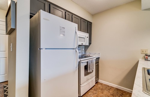 Notch Estates Condo | Gathering Place, where family and friends come together! 2BR Branson Condo.