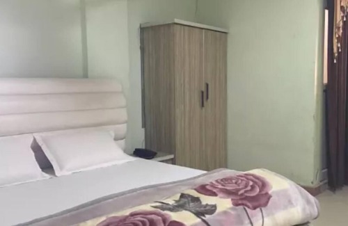 Mau Ranipur Hotel | Gaurav Guest House