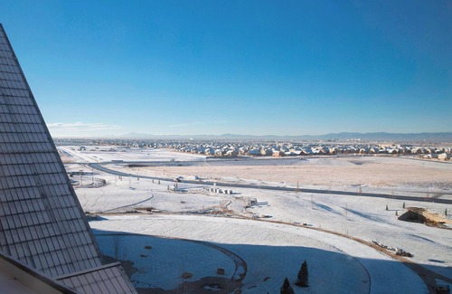 Aurora Hotel | Gaylord Rockies Resort & Convention Center