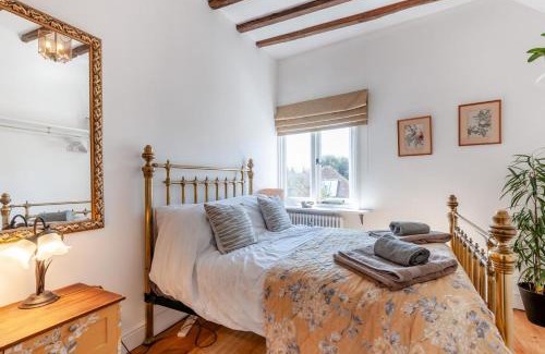 Sandwich House | Gazen View Cottage