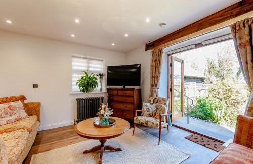 Sandwich House | Gazen View Cottage