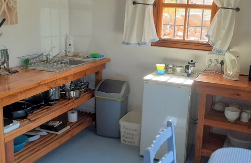 Franschhoek Cottage | Gecko Pet-friendly cottage on Fynbos Garden Retreat